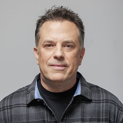 headshot of nick marino, freelance writing student